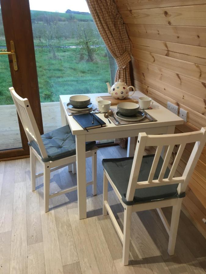 Orchard Luxe Glamping Pod Hotel Dungannon Eksteriør billede